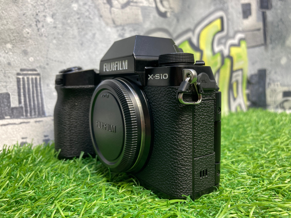 Fujifilm X-S10 Покупка/Продажа