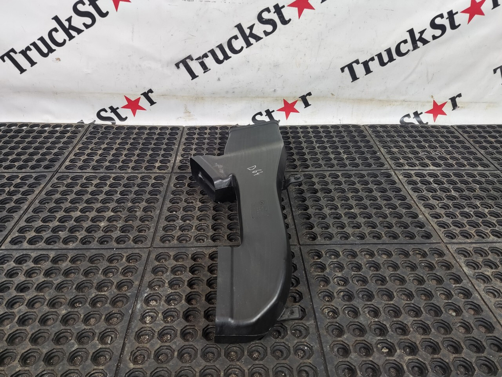 Воздуховод отопителя 2023г