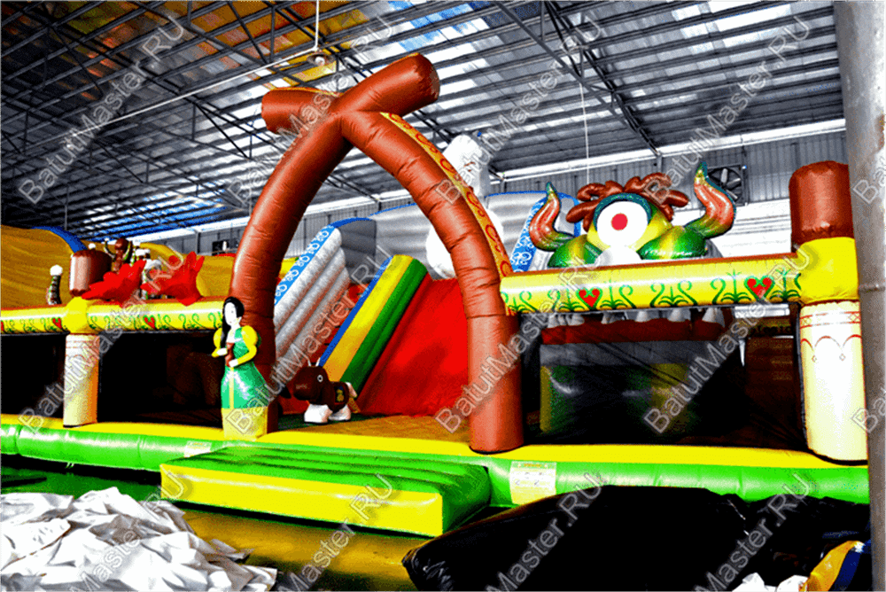 Коммерческий надувной батут "Нюргун Боотур"