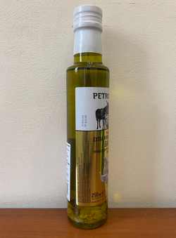 Оливковое масло Petromilos с чесноком Extra Virgin 250 мл Греция