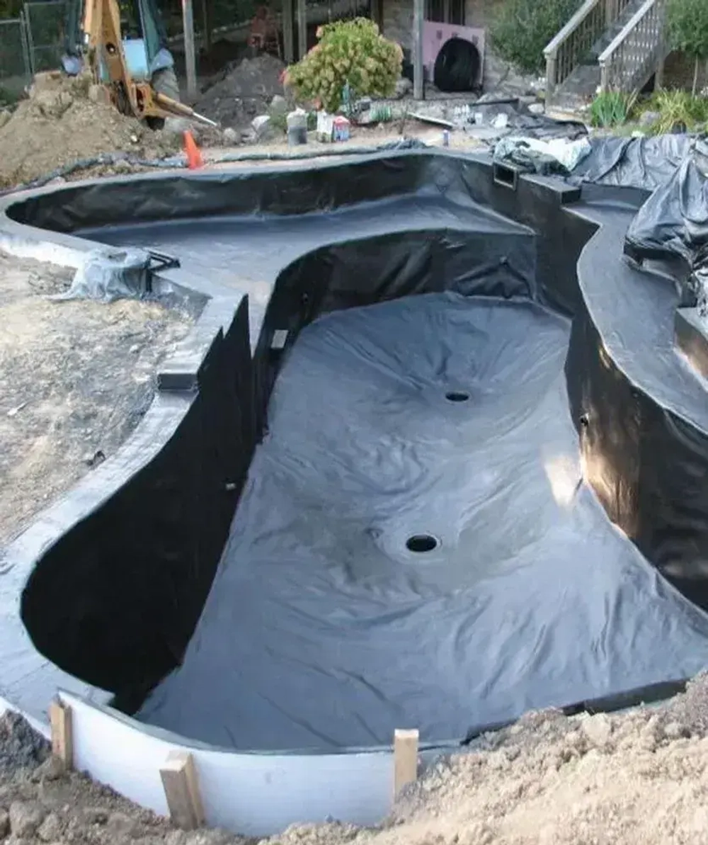 Пленка техническая полиэтиленовая 150 мкм черная (рукав 1.5*10, 30 кв.м.)