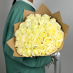 Букет из 35 белых роз. Букет 7379