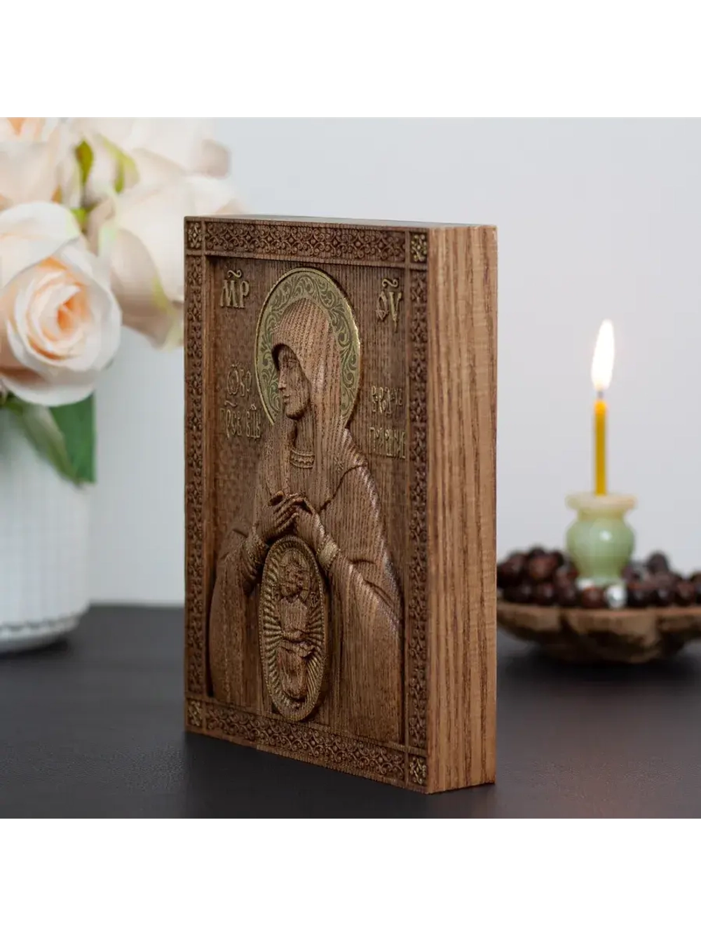 Помощница в родах икона Божией Матери, ясень