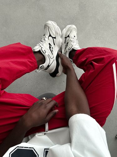 Мужские кроссовки на массивной подошве