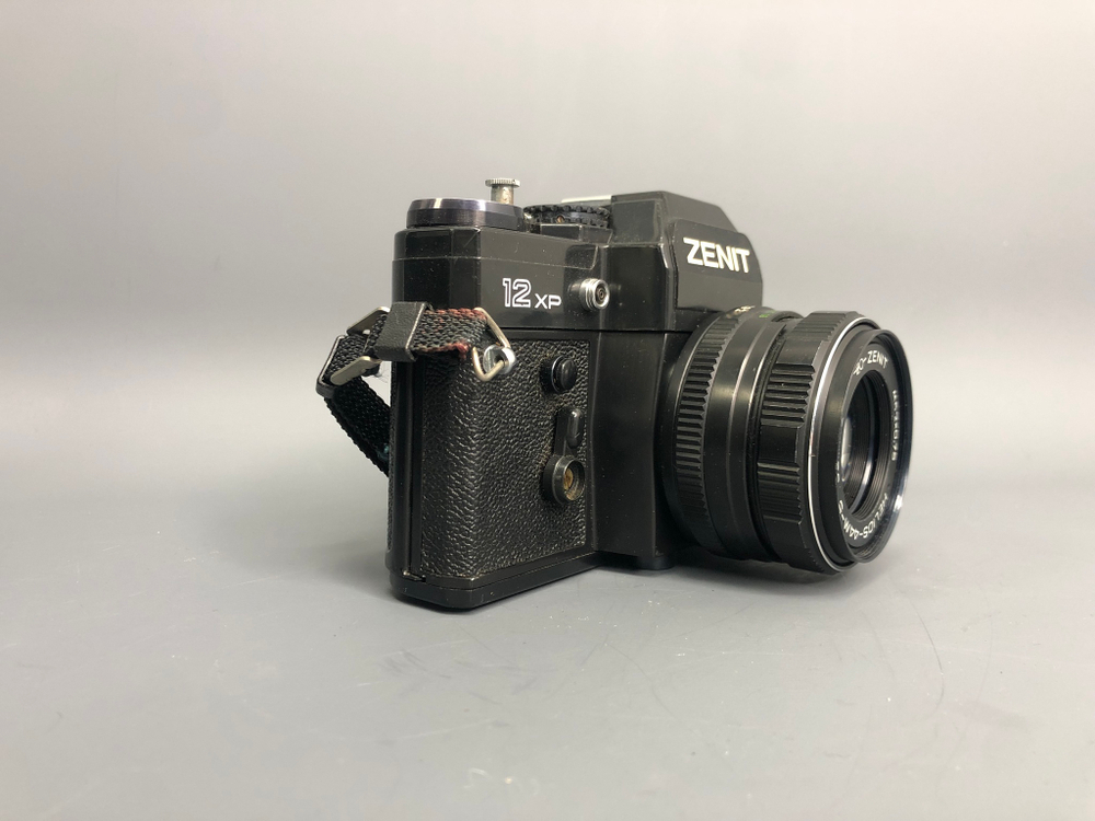 Zenit 12XP + Helios-44M-6