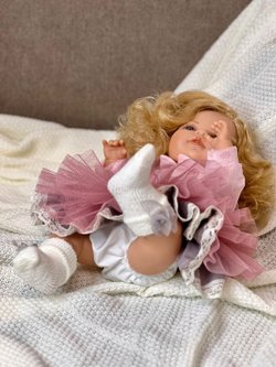 Кукла BERJUAN мягконабивная 40см Laura (1073)