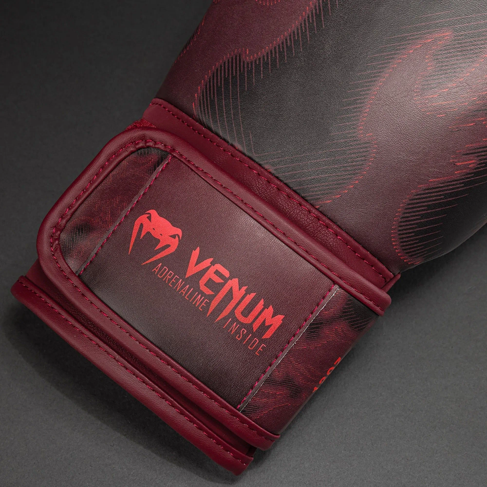 Боксёрские перчатки Venum Spectre Boxing black/red
