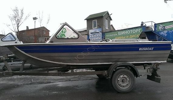 Алюминиевая моторная лодка RusBoat 43 JET под подвесной водомёт