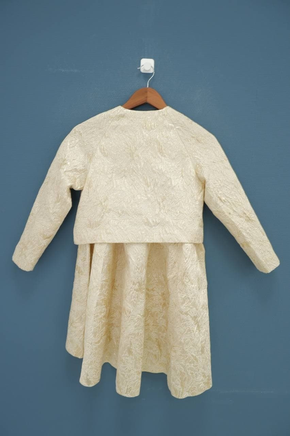 Костюм с юбкой 11/12 лет