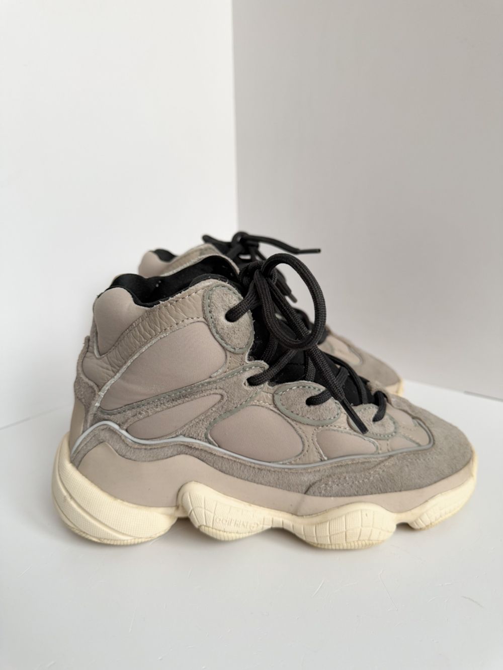 Кроссовки Adidas Yeeze 500 High, 36