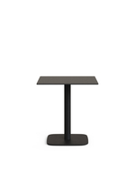 Dina Уличный стол черный на черном металлическом основании 68 x 68 x 70 см