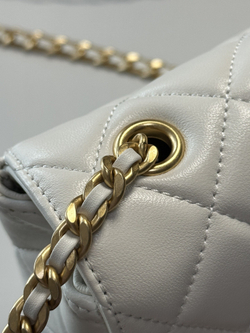 Chanel Bag 19 cm