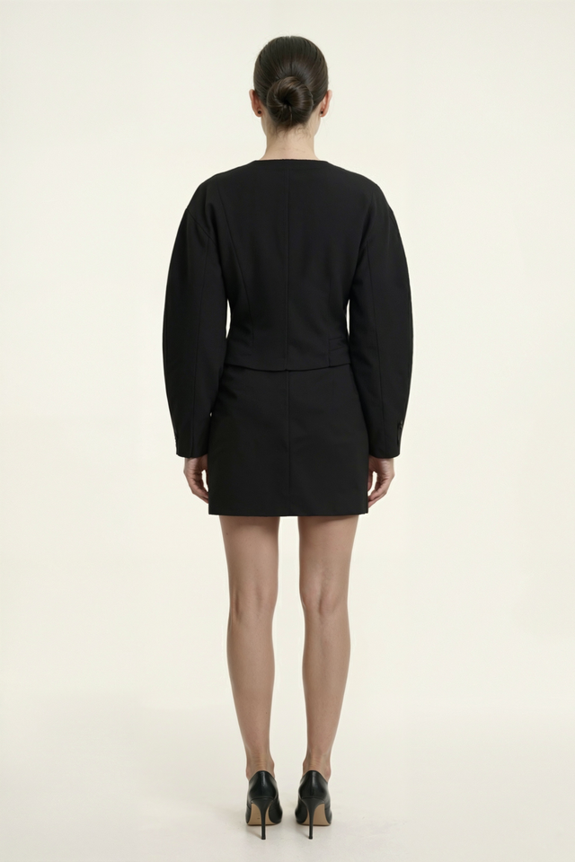 Жакет с округлым рукавом