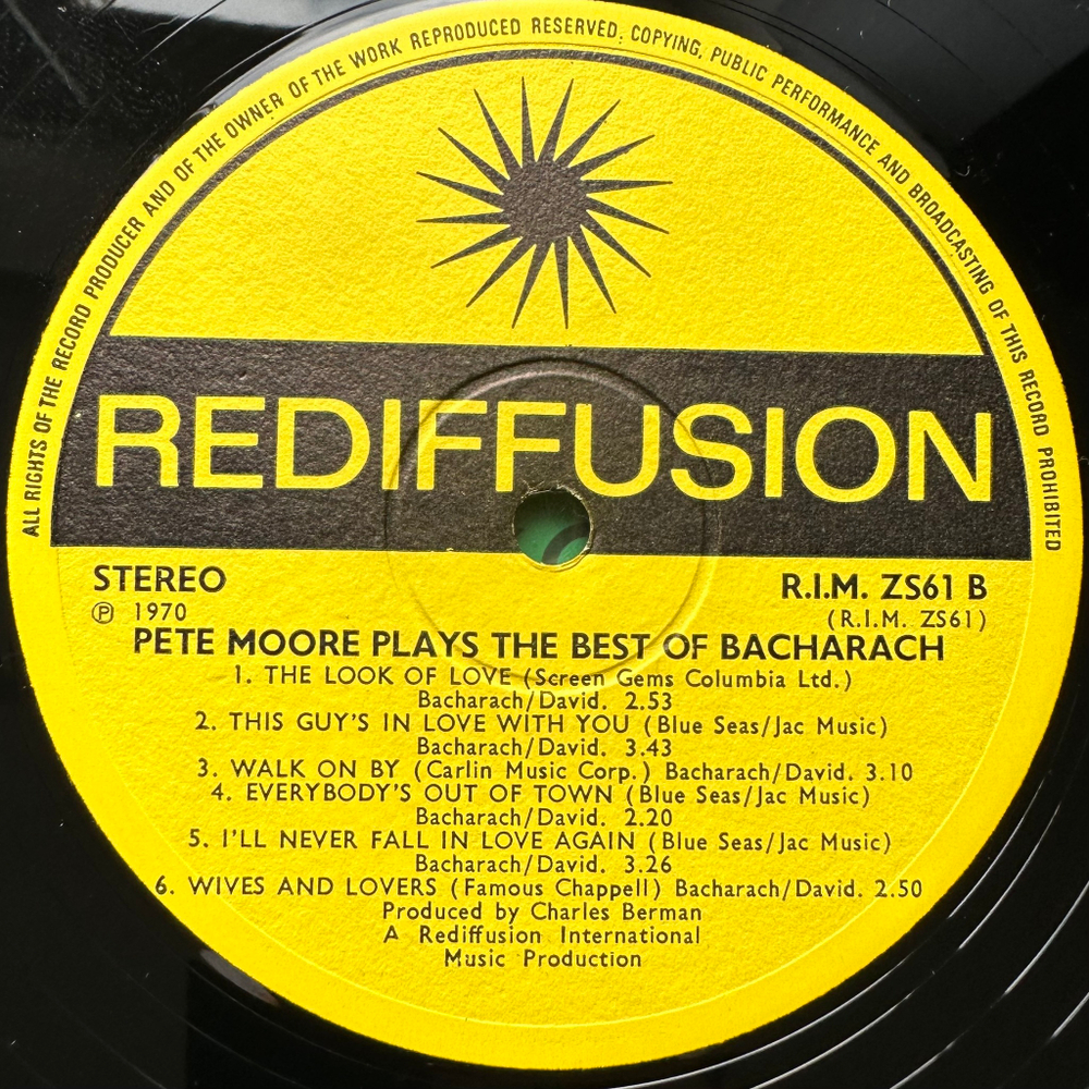 Pete Moore - Plays The Best Of Bacharach (Англия 1970г.)