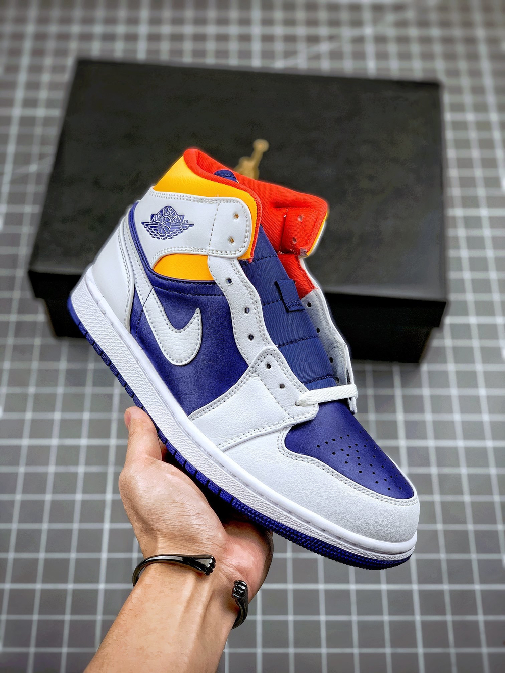 AIR JORDAN 1 MID WHITE/DEEP ROYAL BLUE-TRACK RED-LASER ORANGE