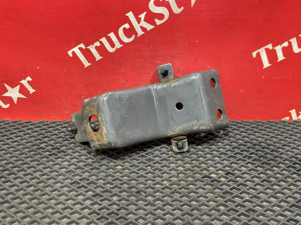 Кронштейн пневмоподушки