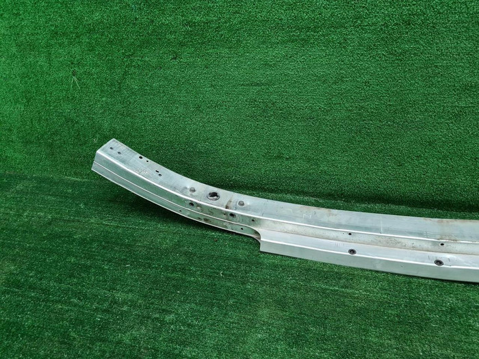 Усилитель передний Mercedes S w222 (2013-2017)