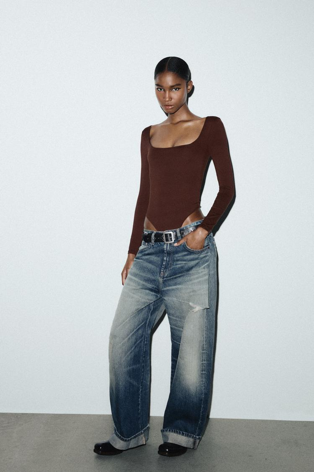 ZARA БОДИ ИЗ ПОЛИАМИДА С КВАДРАТНЫМ ВЫРЕЗОМ, ШОКОЛАДНЫЙ