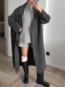 Пальто из шерсти, двубортное, длинное