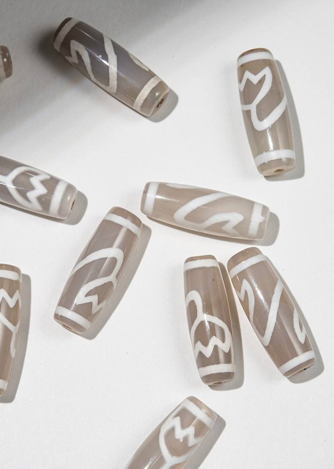 Новинки: тибетские бусины Дзи