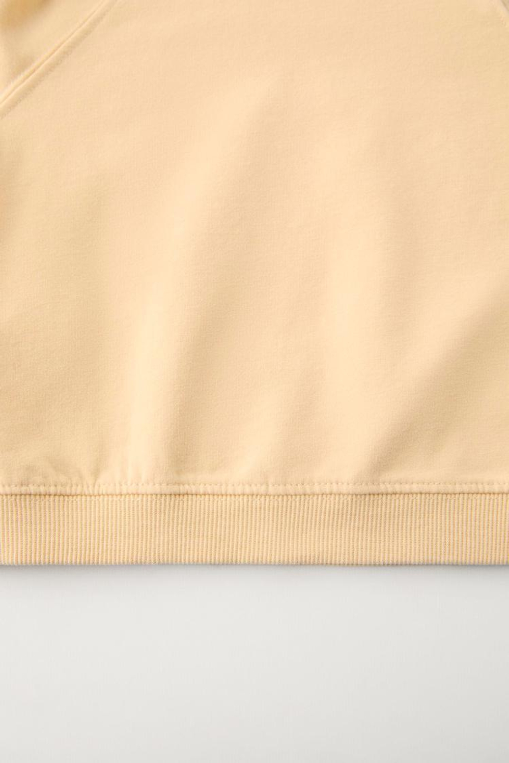 ZARA ОДНОТОННЫЙ КОМПЛЕКТ ИЗ ТОЛСТОВКИ И БРЮК ИЗ МЯГКОЙ ТКАНИ, МЯГКИЙ ЖЕЛТЫЙ