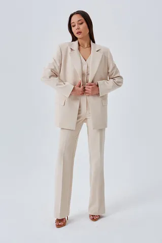 Пиджак свободный костюмный бежевого цвета