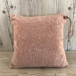 Наволочка 45х45 Sofi De MarkO Лама пепельно-розовая