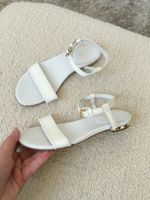 Лаковые босоножки Burberry, 31,5