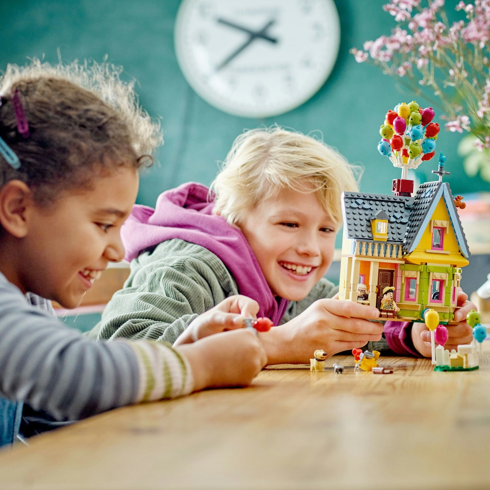Конструктор LEGO Disney 43217 Дом из мультфильма «Вверх» — фото 11