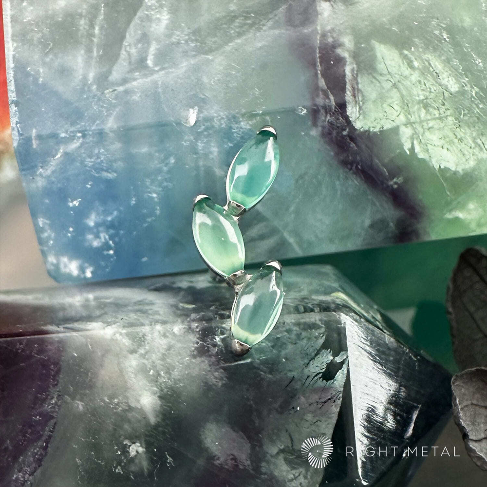 Leaflet v.2 Green Onyx