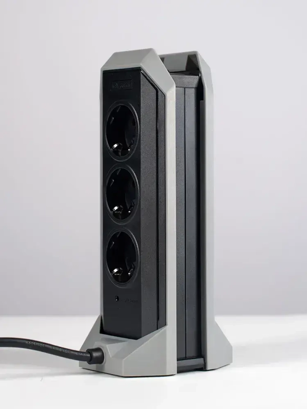 Вертикальный сетевой фильтр GAME TOWER EV-101, черный