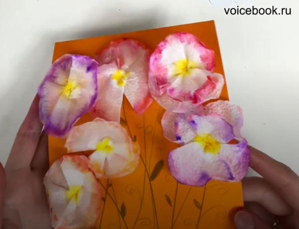 Делаем открытку "Весенний букет" Делаем открытку "Весенний букет"