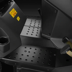 Caiman Comodo Max 2WD HD 107D2K2 газонокосильная машина