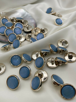 Пуговицы пластиковые на ножке голубого цвета