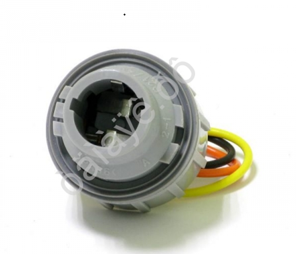 Патрон лампы P21/4W  2конт (BAZ15d) со смещением с проводом 26625