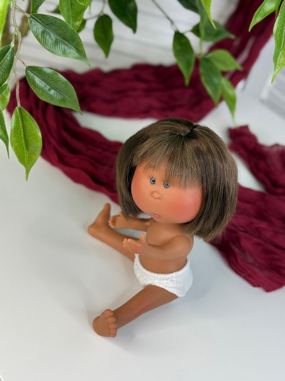 Кукла Nines виниловая 23см Little Mia Latina без одежды (3199WL10)