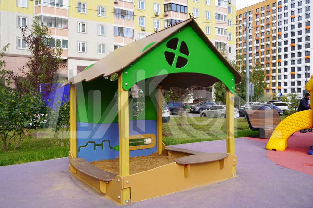 Песочница с навесом для детской площадки