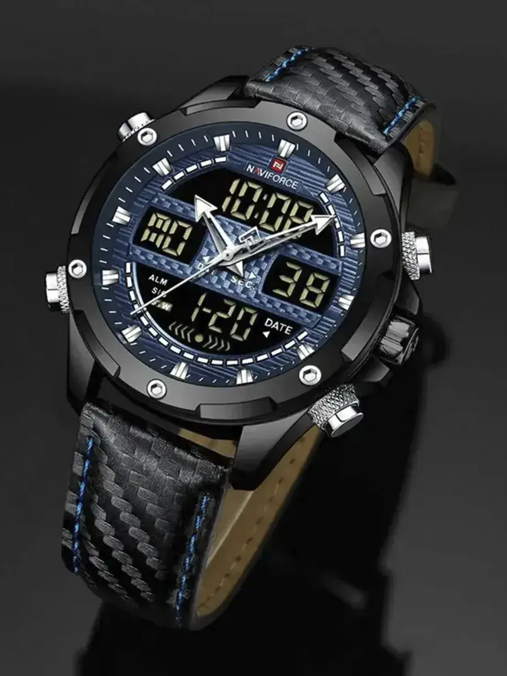 Подарочный набор - часы наручные кварцевые NAVIFORCE на кожаном ремешке, черный W8910-02