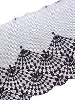 05-148 Вышивка на неэл. сетке 19 см, черный