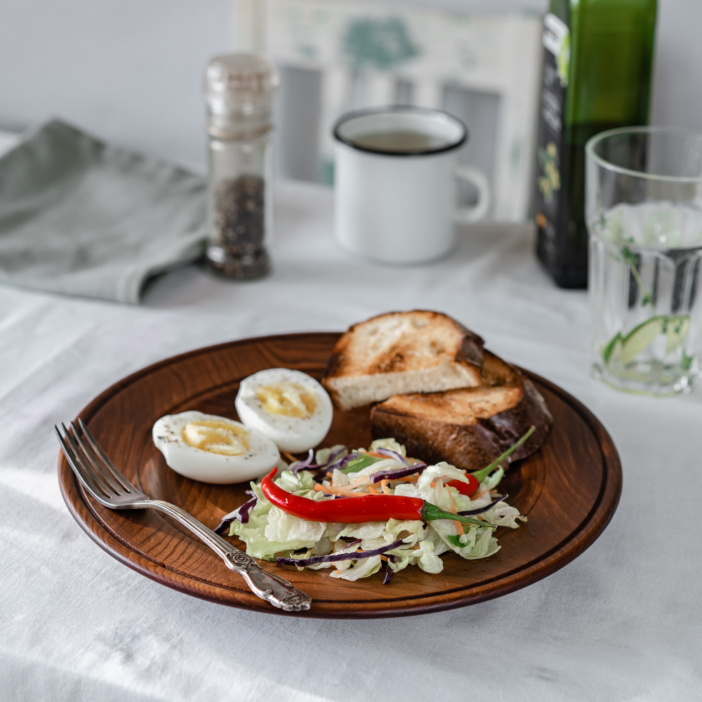 Деревянная плоская тарелка Art of Siberia из сибирского кедра серии Аристократ T143