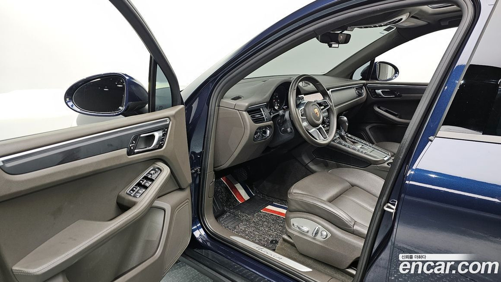 Porsche Macan 2.0 (12.2019)