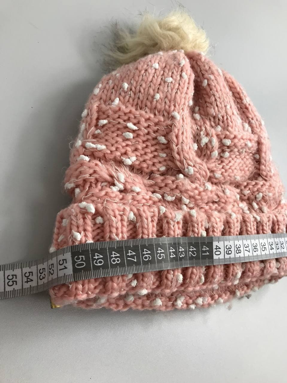 Шапка с помпоном