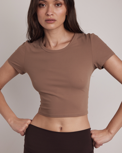 Футболка Jules Сropped Tee in Caramel