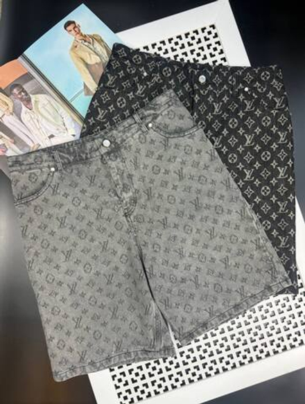 Джинсовые шорты Louis Vuitton