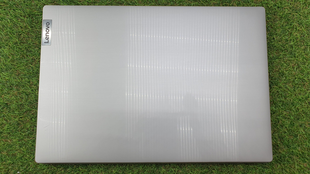 Ноутбук Lenovo Celeron/8 Gb/FHD