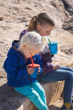 Детский стакан одностенный Klean Kanteen Kid Cup Straw Lid 10oz (296 мл) Mykonos Blue с трубочкой