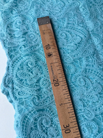 Вышивка с пайетками (Голубая)