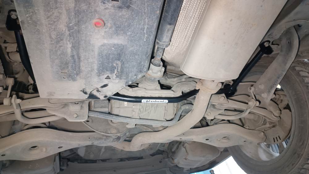 Распорка задняя нижняя спереди Jaecco J8 с полным приводом (ПОД ЗАКАЗ)