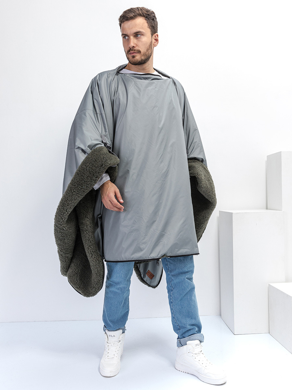 Многофункциональное одеяло-пончо-спальный мешок с непромокаемым верхом в чехле большое
