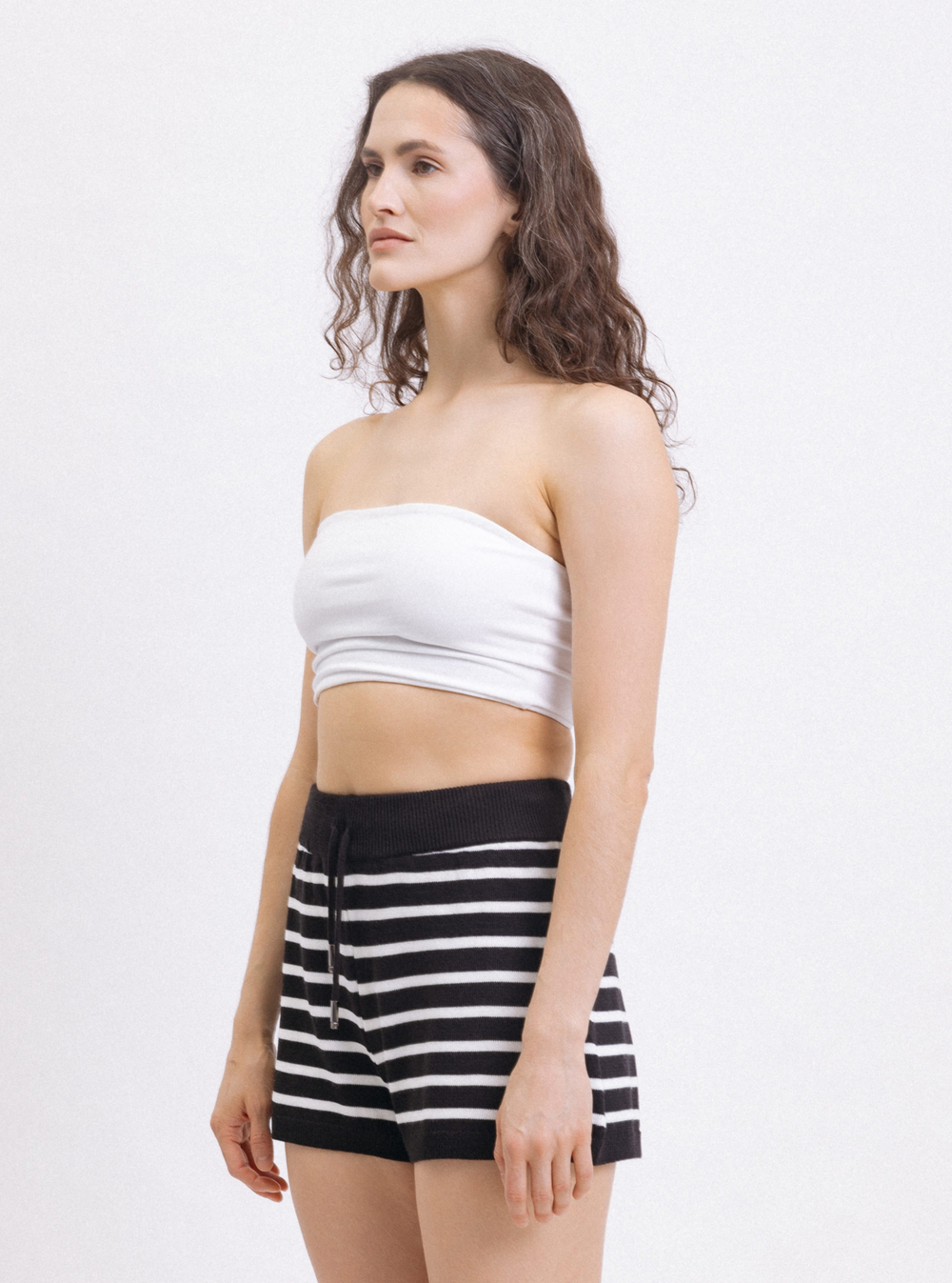 Шорты в полоску